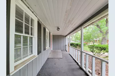 1110 Woods Drive, Liberty, TX 77575 - Photo 32
