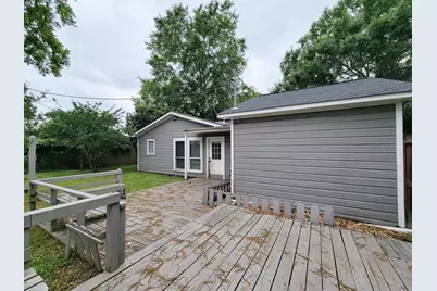 1110 Woods Drive, Liberty, TX 77575 - Photo 30
