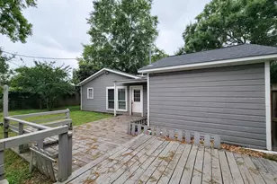 1110 Woods Dr, Liberty, TX 77575 - Photo 30