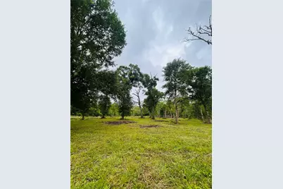 1214 Chuckwagon Court, Angleton, TX 77515 - Photo 4