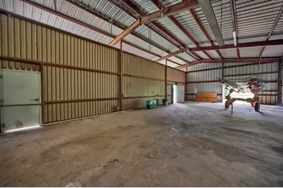 435 Cedar Street, New Ulm, TX 78950 - Photo 14