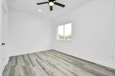 9315 Ashville Drive #B, Houston, TX 77051 - Photo 14