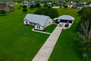 9035 Northpoint Dr, Beach City, TX 77523 - Photo 8