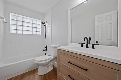 9035 North Point Drive, Beach City, TX 77523 - Photo 22