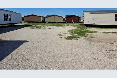 3733 N Alexander, Baytown, TX 77520 - Photo 6