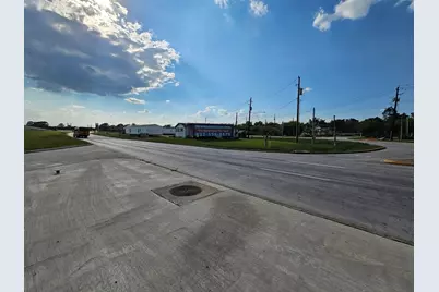 3733 N Alexander, Baytown, TX 77520 - Photo 16