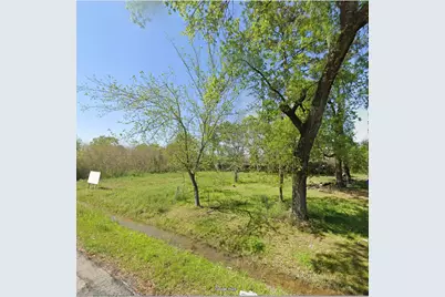8709 Sunderland Road, Houston, TX 77028 - Photo 2