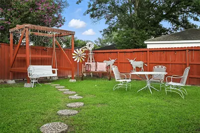 319 Shady Glade Drive, Houston, TX 77090 - Photo 12