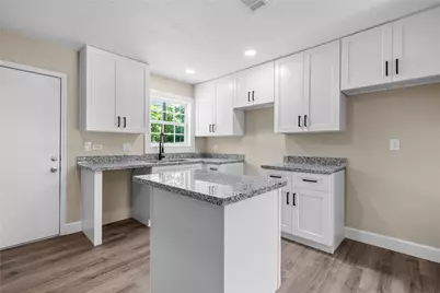 6119 Beekman Rd, Houston, TX 77021 - Photo 8