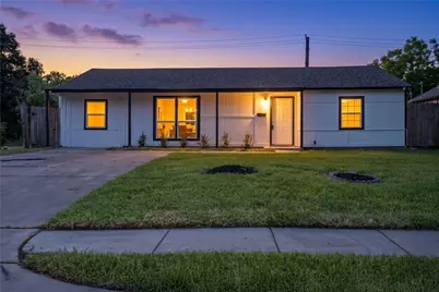 6119 Beekman Rd, Houston, TX 77021 - Photo 2