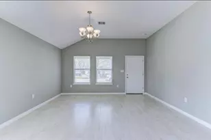 5824 Glen Lee Dr, Houston, TX 77396 - Photo 4