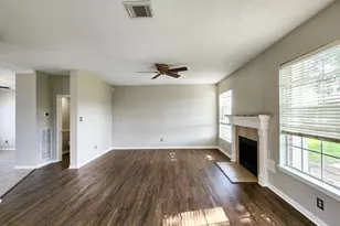 2412 N Mission Cir, Friendswood, TX 77546 - Photo 12
