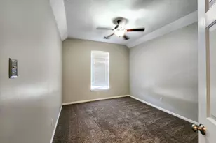 2412 N Mission Cir, Friendswood, TX 77546 - Photo 16