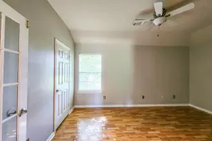 2412 N Mission Cir, Friendswood, TX 77546 - Photo 20