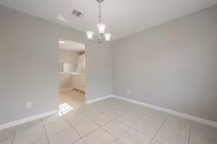 8714 Valley Flag Dr, Houston, TX 77078 - Photo 8