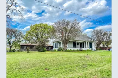 221 N Mount Street, Fairfield, TX 75840 - Photo 2