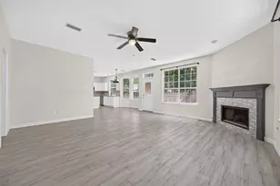 11 Ginger Bay Pl, The Woodlands, TX 77382 - Photo 20