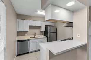 1516 Bay Area Blvd, Houston, TX 77058 - Photo 6