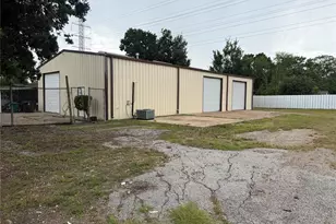1100 Orchid St, Houston, TX 77017 - Photo 2