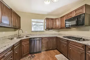 10410 Sagestar Ln, Houston, TX 77089 - Photo 4
