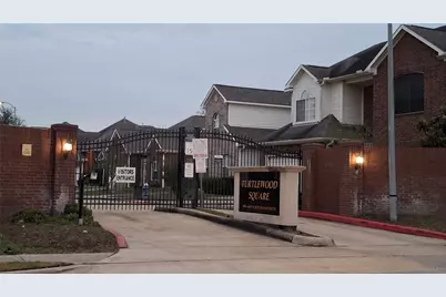 6887 Turtlewood Drive, Houston, TX 77072 - Photo 2