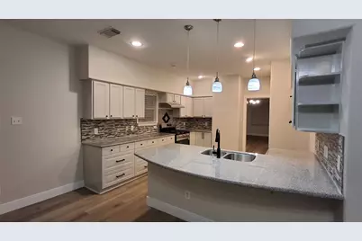 6887 Turtlewood Drive, Houston, TX 77072 - Photo 16