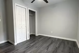 7403 Backstrom St, Hitchcock, TX 77563 - Photo 8
