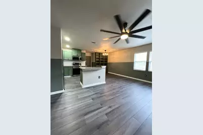 7403 Backstrom Street, Hitchcock, TX 77563 - Photo 10
