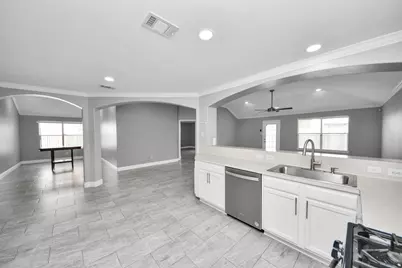 2606 Tinas Terrace Drive, Houston, TX 77038 - Photo 20