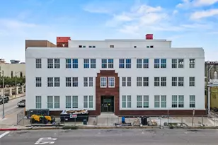 2102 Mechanic St, Galveston, TX 77550 - Photo 2