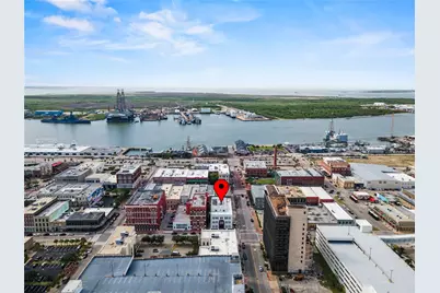 2102 Mechanic Street #204, Galveston, TX 77550 - Photo 10