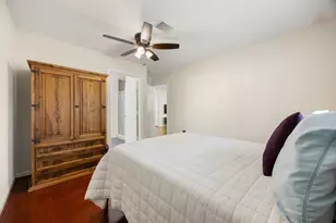 1962 Norcrest Dr, Houston, TX 77055 - Photo 12