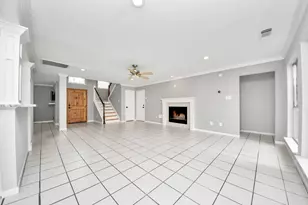 8402 Rose Garden Dr, Houston, TX 77083 - Photo 12