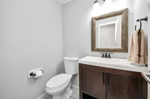8402 Rose Garden Dr, Houston, TX 77083 - Photo 18
