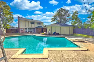 504 River Bend Dr, Baytown, TX 77521 - Photo 4