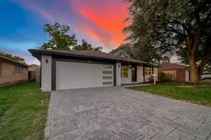 9614 Hammerly, Houston, TX 77080 - Photo 34