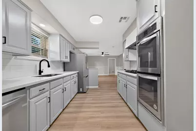 9614 Hammerly, Houston, TX 77080 - Photo 16