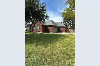 101 Mallard Drive, Clute, TX 77531 - Photo 6