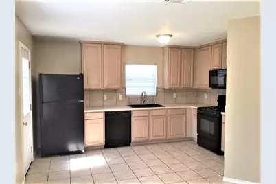 20003 Mammoth Falls Drive, Tomball, TX 77375 - Photo 2