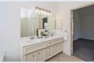 2111 Sailwind Drive, Pearland, TX 77584 - Photo 18