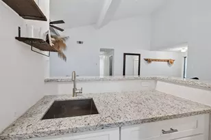 3703 Misty Cove Ct, Dickinson, TX 77539 - Photo 14