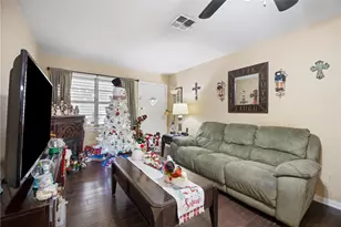 2906 Somerset Ave, Texas City, TX 77590 - Photo 4