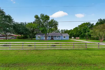 4004 Gatewood Road, Crosby, TX 77532 - Photo 2