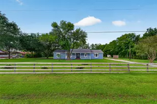 4004 Gatewood Rd, Crosby, TX 77532 - Photo 2
