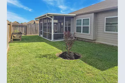 104 Cullen Street, Angleton, TX 77515 - Photo 24