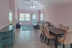 104 Cullen St, Angleton, TX 77515 - Photo 6
