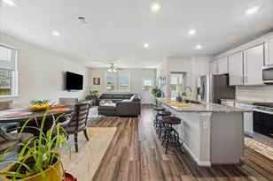 13309 Emerald Mallard Dr, Texas City, TX 77568 - Photo 4