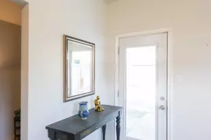 529 E Shore Dr, Kemah, TX 77565 - Photo 12