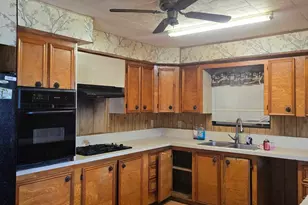 2208 Nelson Ave, Port Bolivar, TX 77650 - Photo 4