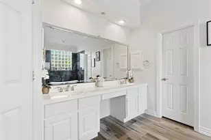 1527 Orchard Park Dr, Houston, TX 77077 - Photo 14